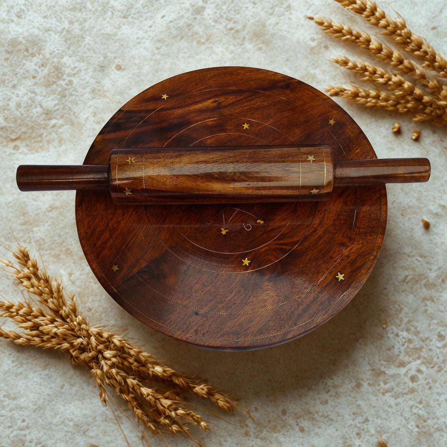 Handcrafted Sheesham Wood Chakla Belna Set – Traditional & Elegant